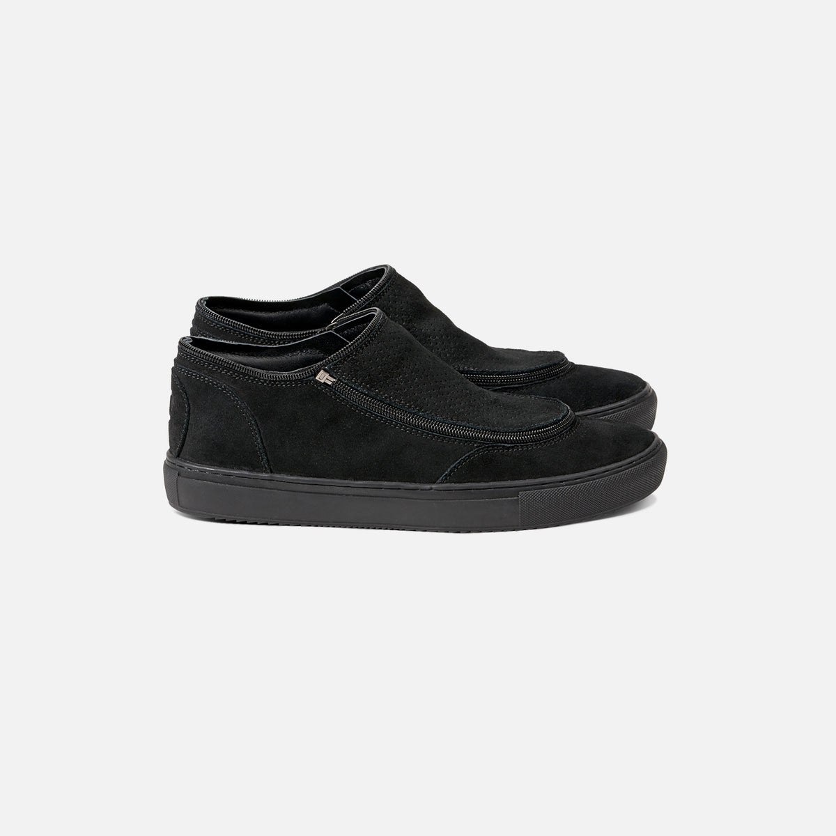 Fini Classic Black "Panther"