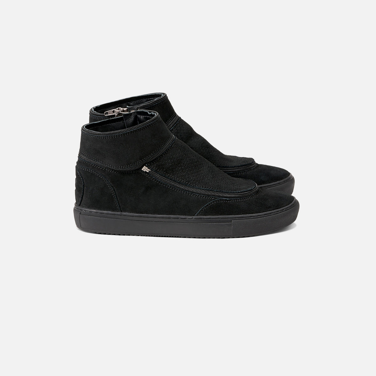 Fini Classic Black "Panther"